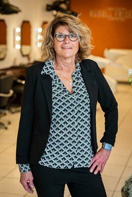 Sabine Rudoll - Inhaberin des Friseursalons Rudoll Friseure Friseurmeisterin seit 1983
